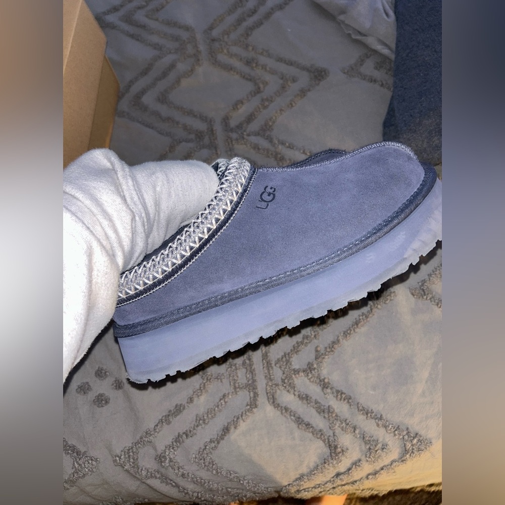 tazz uggs